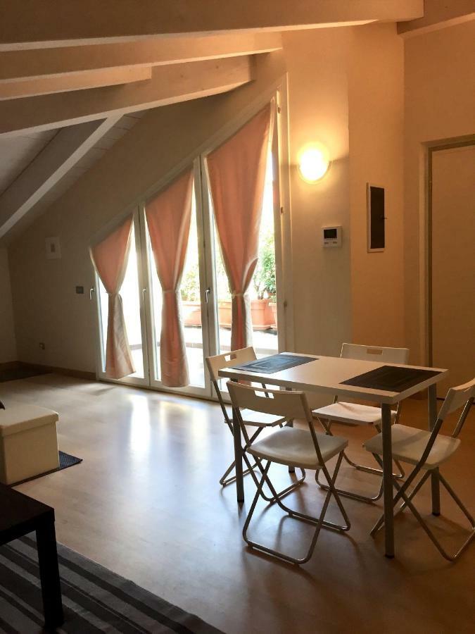Residenza Virgiliana Suite Con Terrazza-Centro Storico Мантуя Экстерьер фото